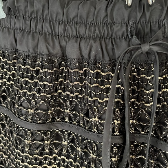 Robbie & Nikki black/metallic gold lace miniskirt - Picture 3 of 9